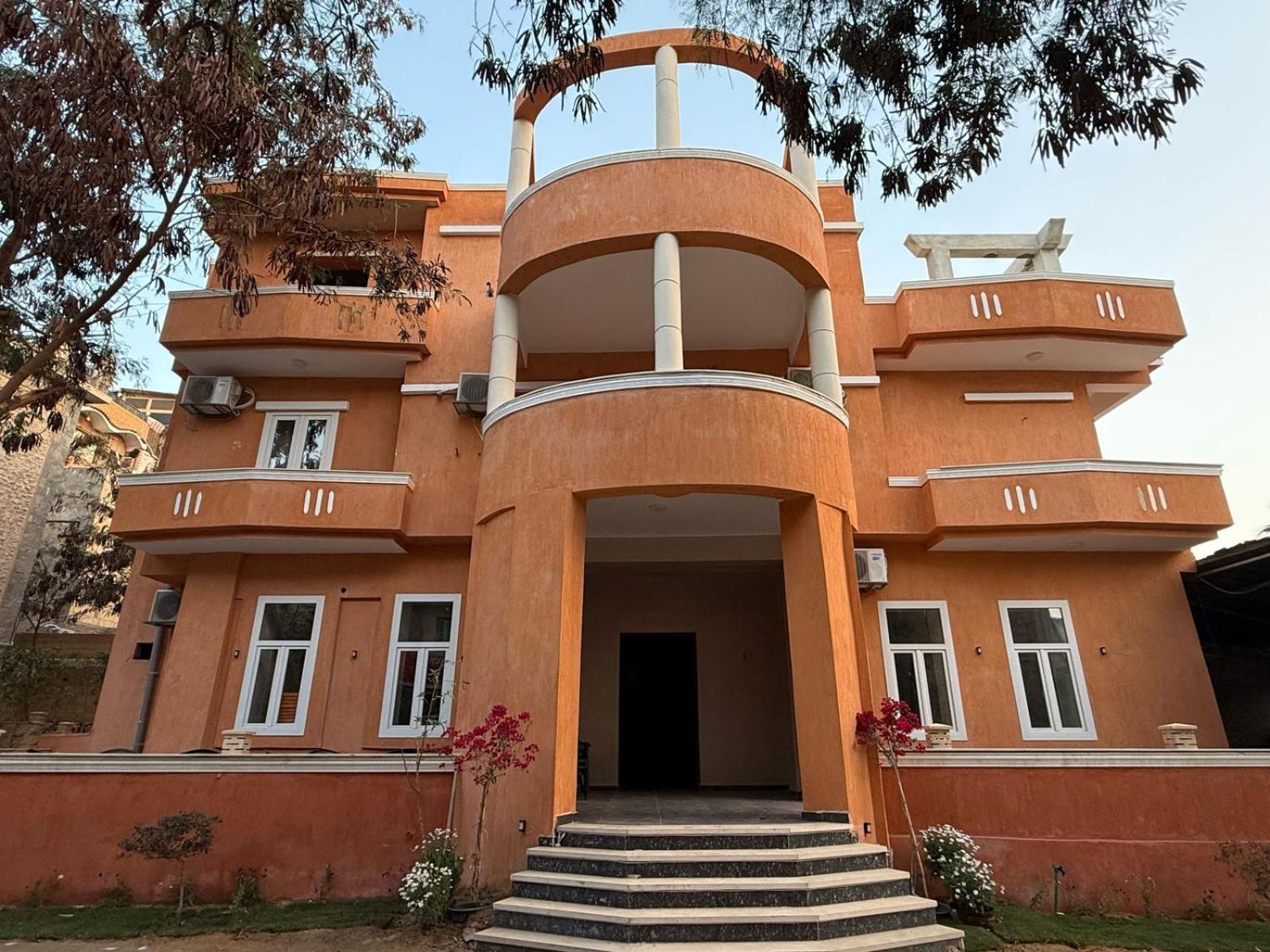 Florya Pyramids Palace Hotel 3*