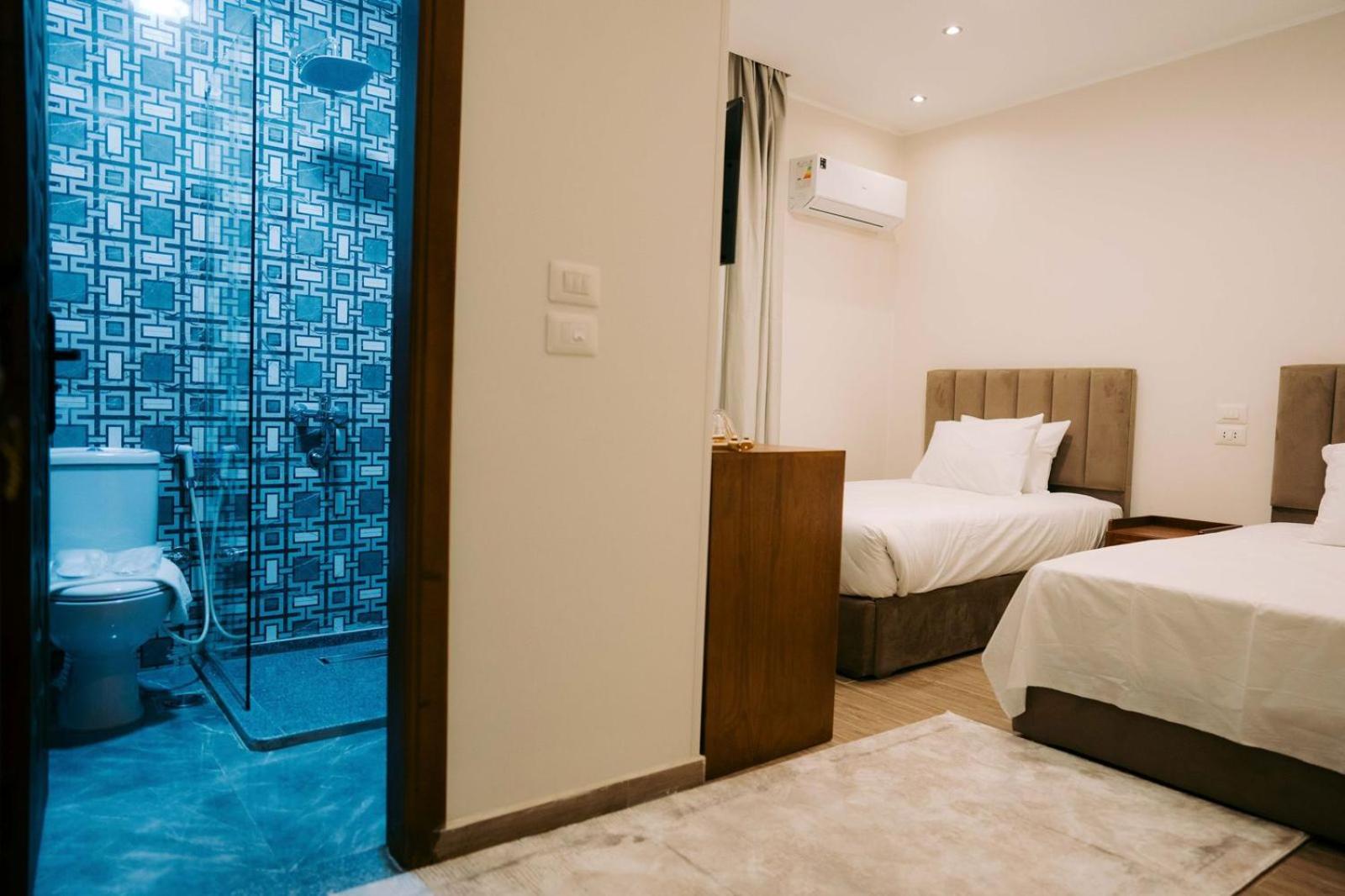 Florya Pyramids Palace Hotel 3*