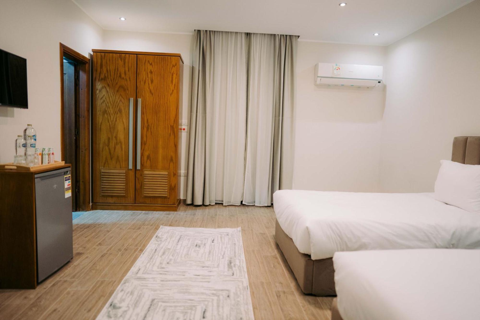 Florya Pyramids Palace Hotel