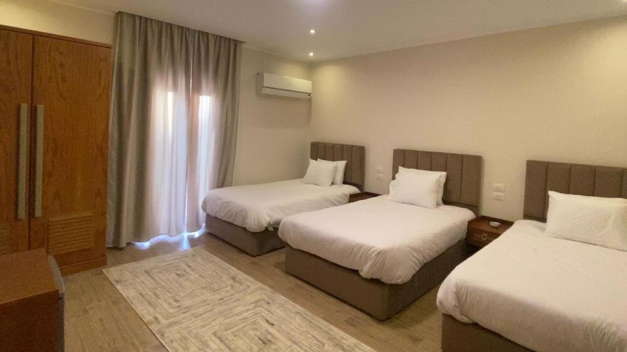 Florya Pyramids Palace Hotel 3*